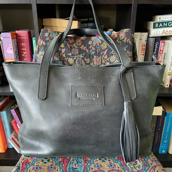 Parker Clay Bundle! Eden Tote GUC and Brand New Guzo Utility Pouch in Black - Picture 2 of 16